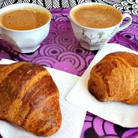 Bb Augusteo Couette-café Naples
