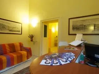 فندق مبيت وإفطار Bb Augusteo 4*